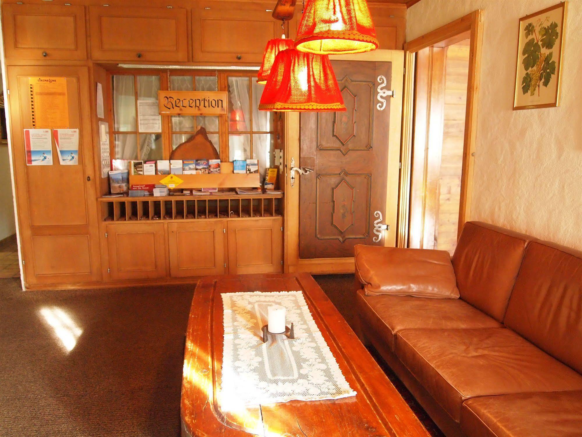 Hotel Simmental Boltigen Exteriör bild