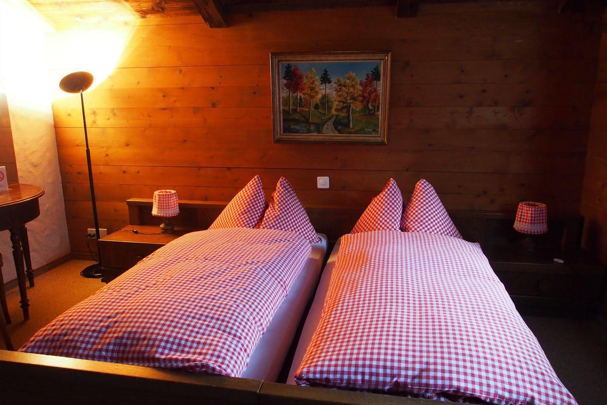 Hotel Simmental Boltigen Exteriör bild